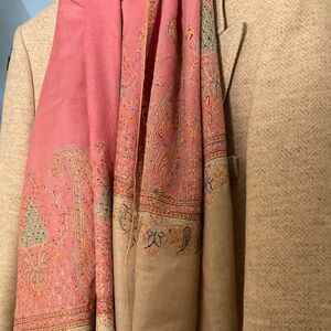 Handmade Embroidered Pashmins Shawl by Yaser Shaw - handmade in Kashmir